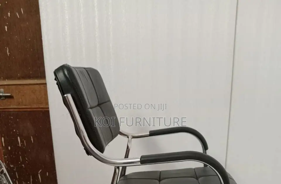 Office Chairs; Model PDX Armed Black Metallic Office Catallina Chairs
