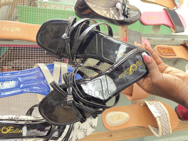 Ladies Sandals - thumbnail 2
