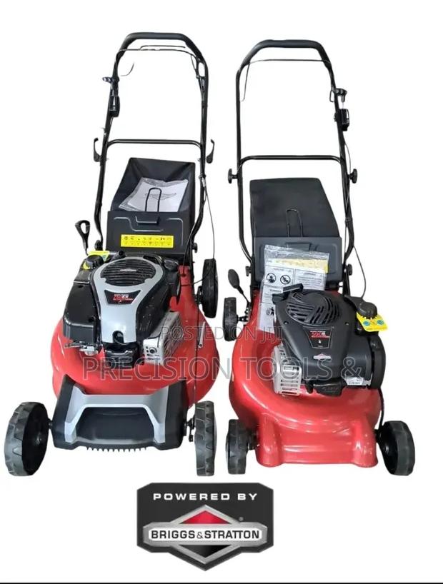 *Briggs Stratton Lawnmower
6hp (Self Propelled)