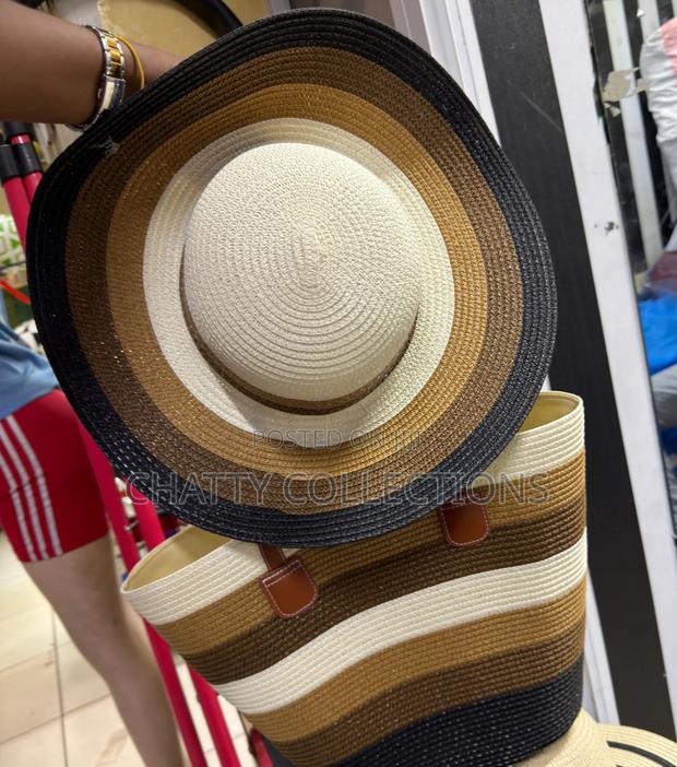 2 in 1 Four Tone Beige Black Stripe Beach Bag With Matching Hat - thumbnail 3