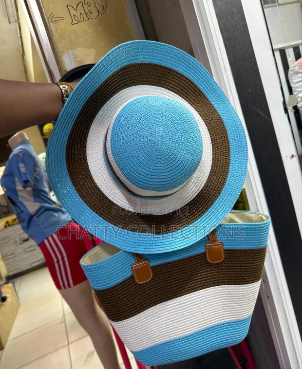 2 in 1 Blue Stripe Beach Bag With Matching Hat - thumbnail 2