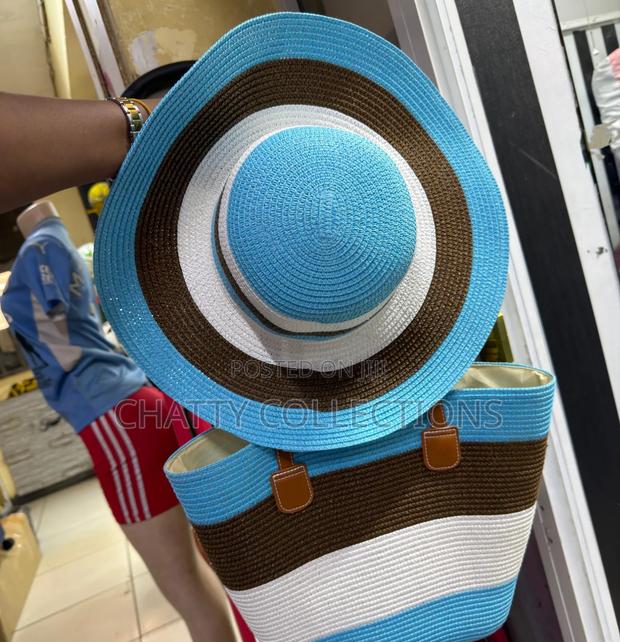 2 in 1 Blue Stripe Beach Bag With Matching Hat - thumbnail 3
