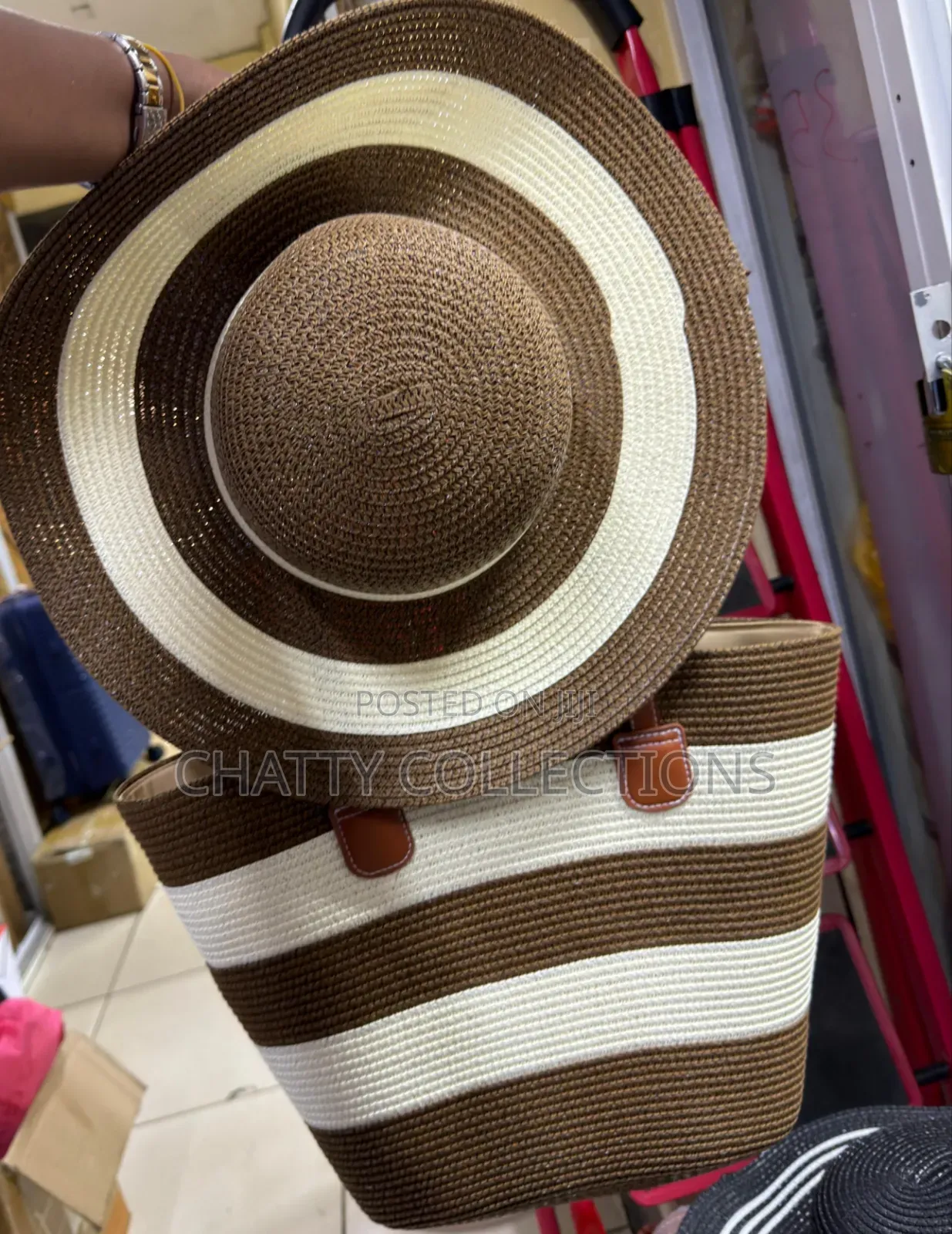 2 in 1 Brown and White Beach Bag With Matching Hat