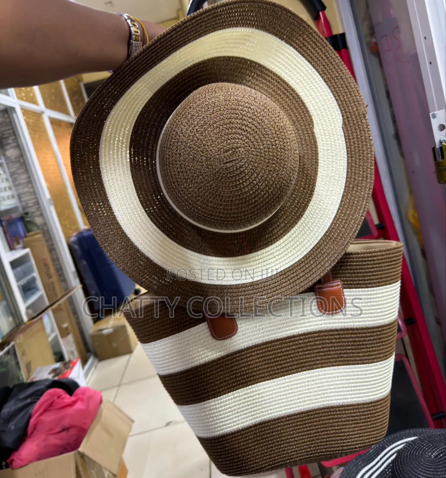 2 in 1 Brown and White Beach Bag With Matching Hat