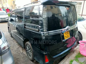 Toyota Voxy 2017 Black