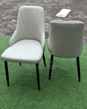 Outdoor and Dining Seat/Chairs
