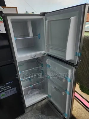 Silver Brand New Syinix 138litres