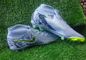 Nike Football Boots Ghost Laces