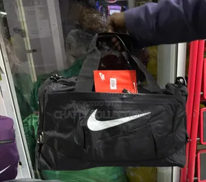Black and White Unisex Nike Stylish Sports Duffle Bags / Gym Bags