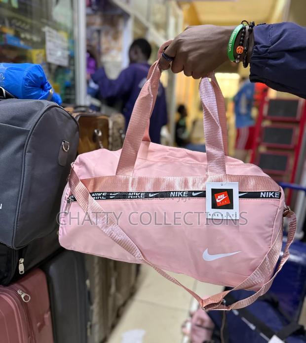 Peach Nike/ Fila Unisex Stylish Duffle /Sports/Gym Bags