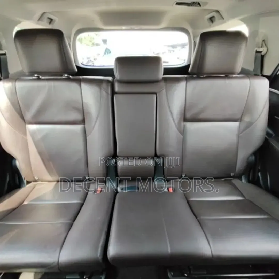 Toyota Fortuner 2.4 D AWD 2020 White