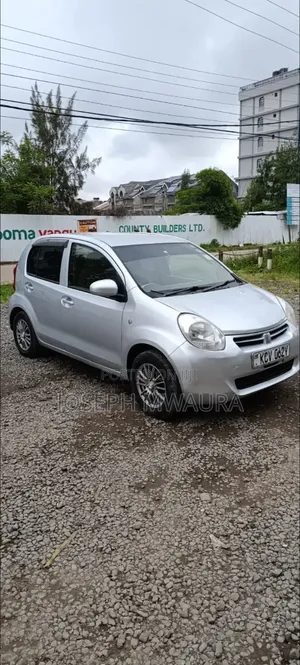 Toyota Passo 2012 Silver