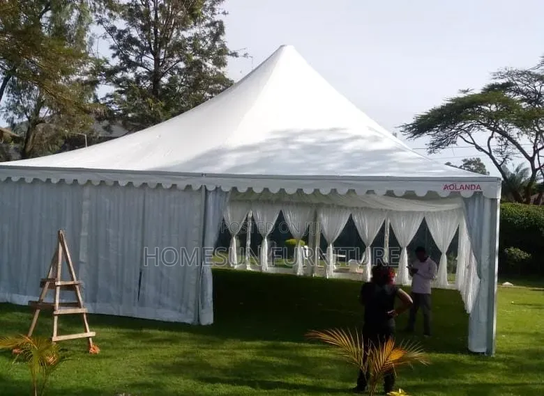 Tent10×10 B-Line Tent – Heavy-Duty Event Tent for 100 Guests