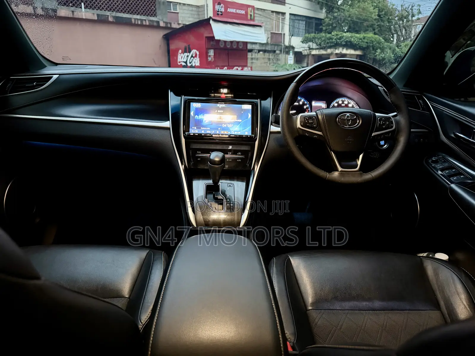 Toyota Harrier 2.0 2018 White