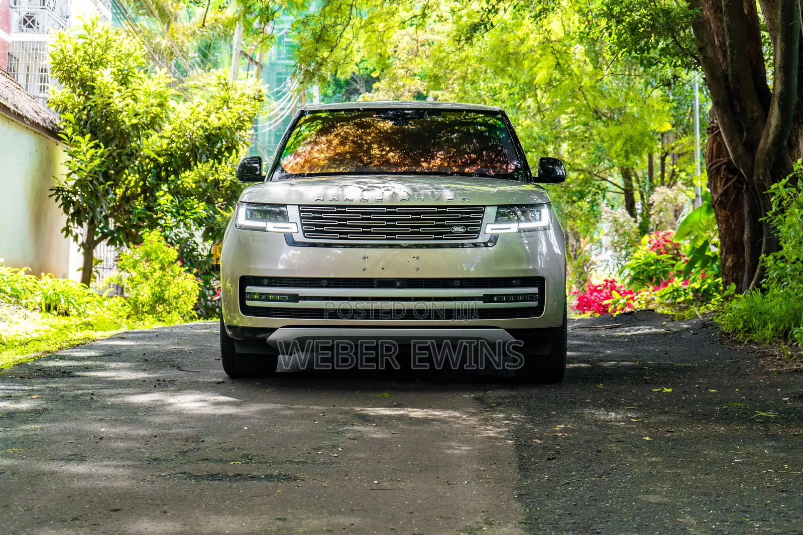 Land Rover Range Rover Vogue 2022 Gold