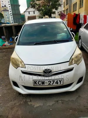 Toyota Ractis 2013 White
