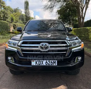 Toyota Land Cruiser 4.5 V8 DSL 2012 Black