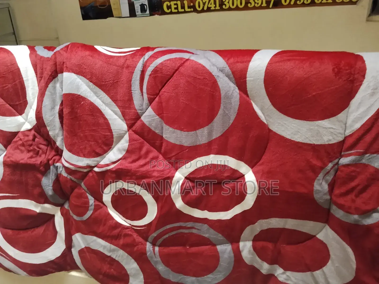 Woolen Duvet - Single 5 by 6, Breathable Fabric