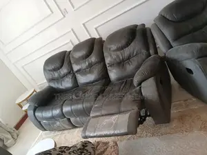 Recliner Sofa With 6 Sitting Capacity