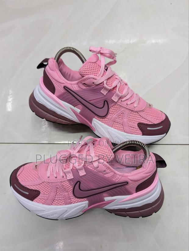 Nike V2k Pink-White Sole - thumbnail 2