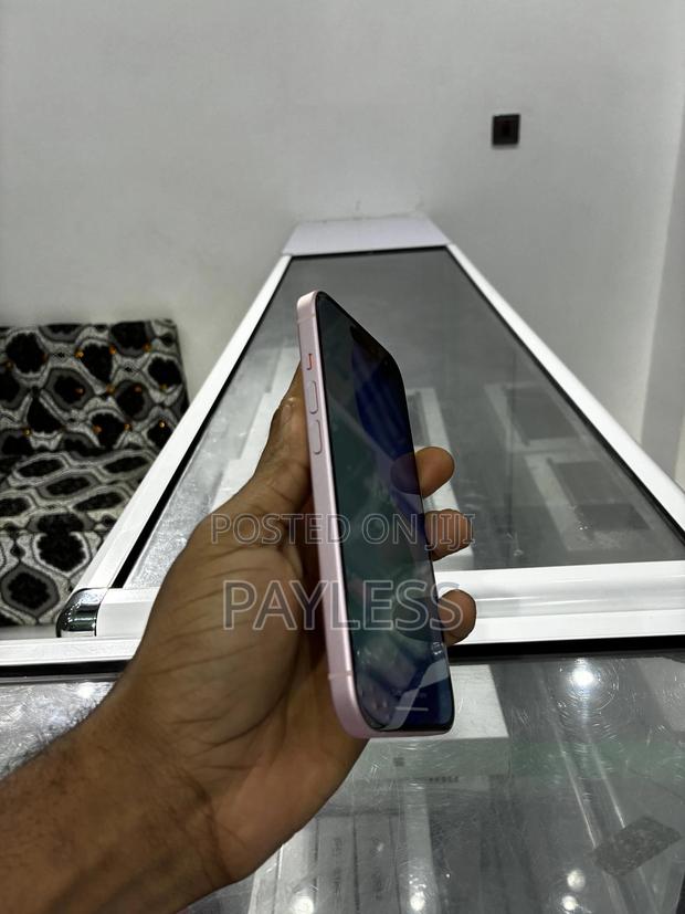 Apple iPhone 15 128 GB Pink - thumbnail 3