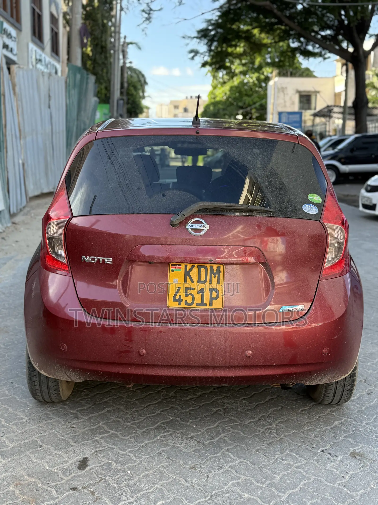 Nissan Note 1.2 Petrol 2015 Maroon
