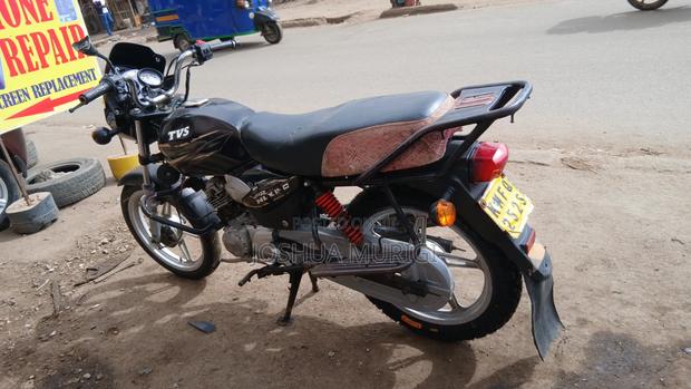 TVS HLX Plus ES 2022 Black - thumbnail 3