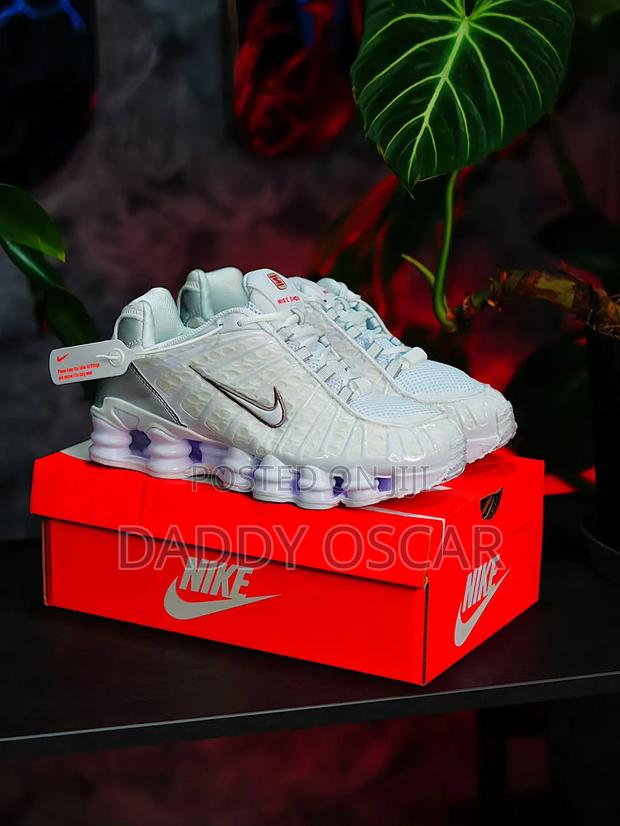 Quality Sneakers - thumbnail 2