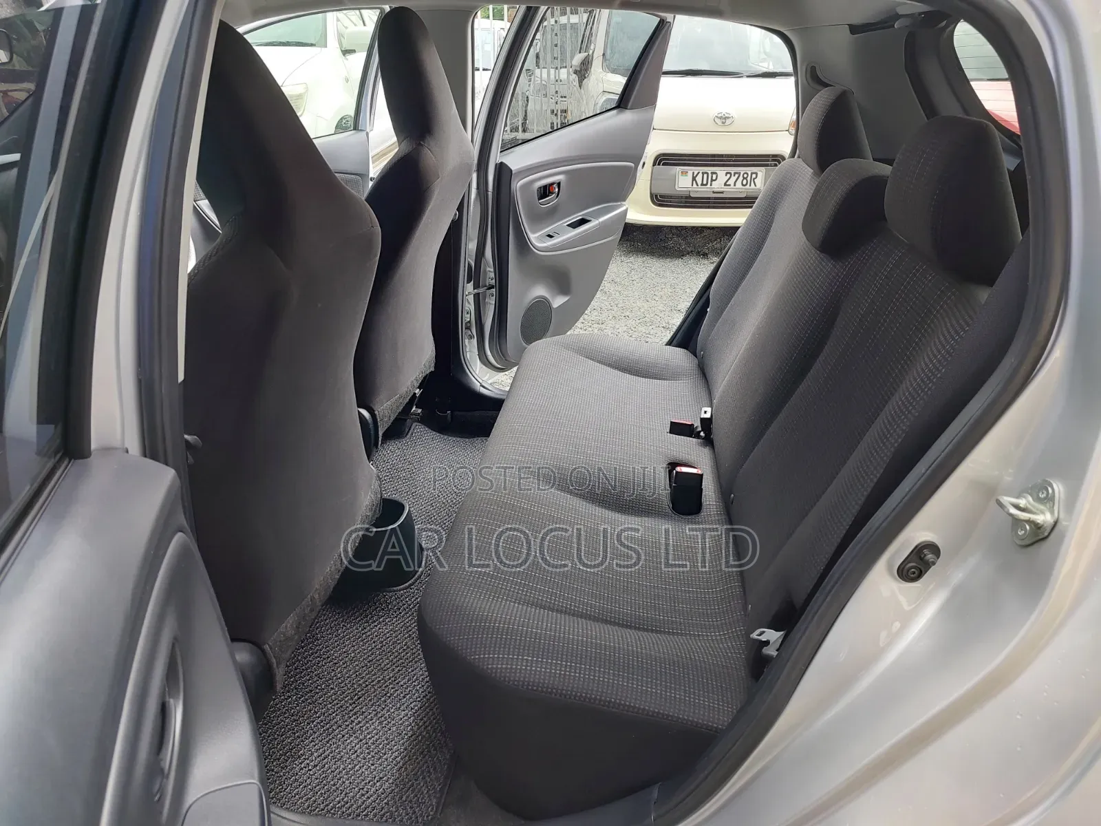 Toyota Vitz 2019 Silver