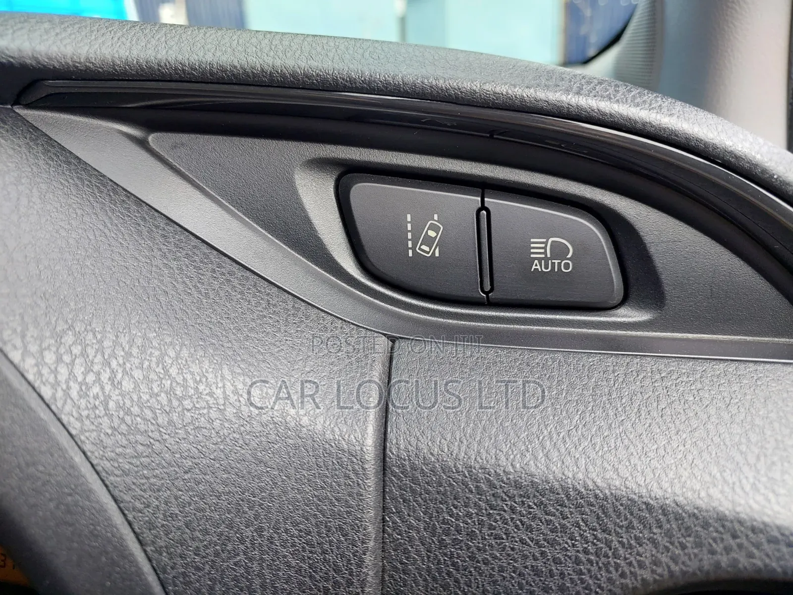 Toyota Vitz 2019 Silver