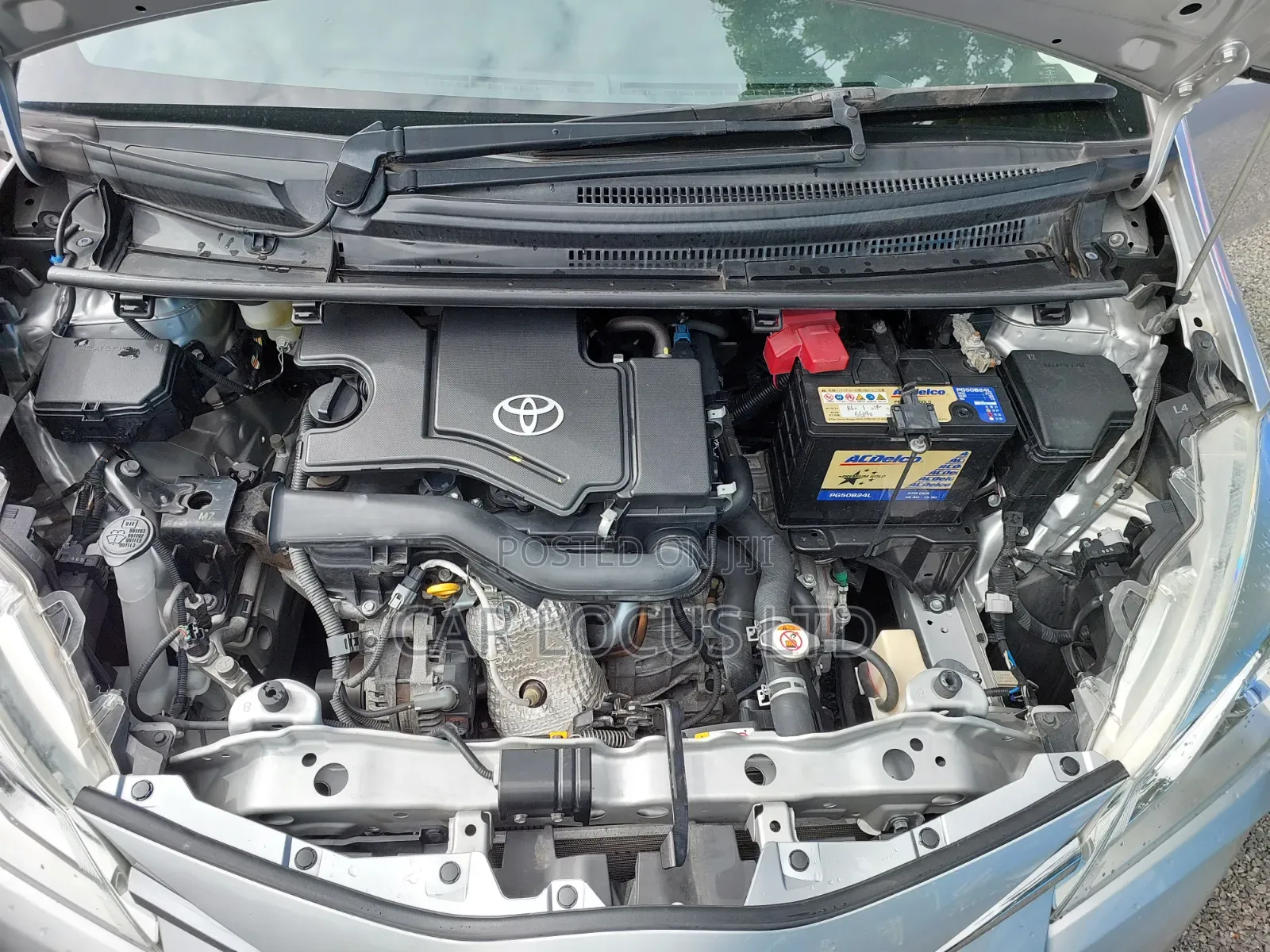 Toyota Vitz 2019 Silver