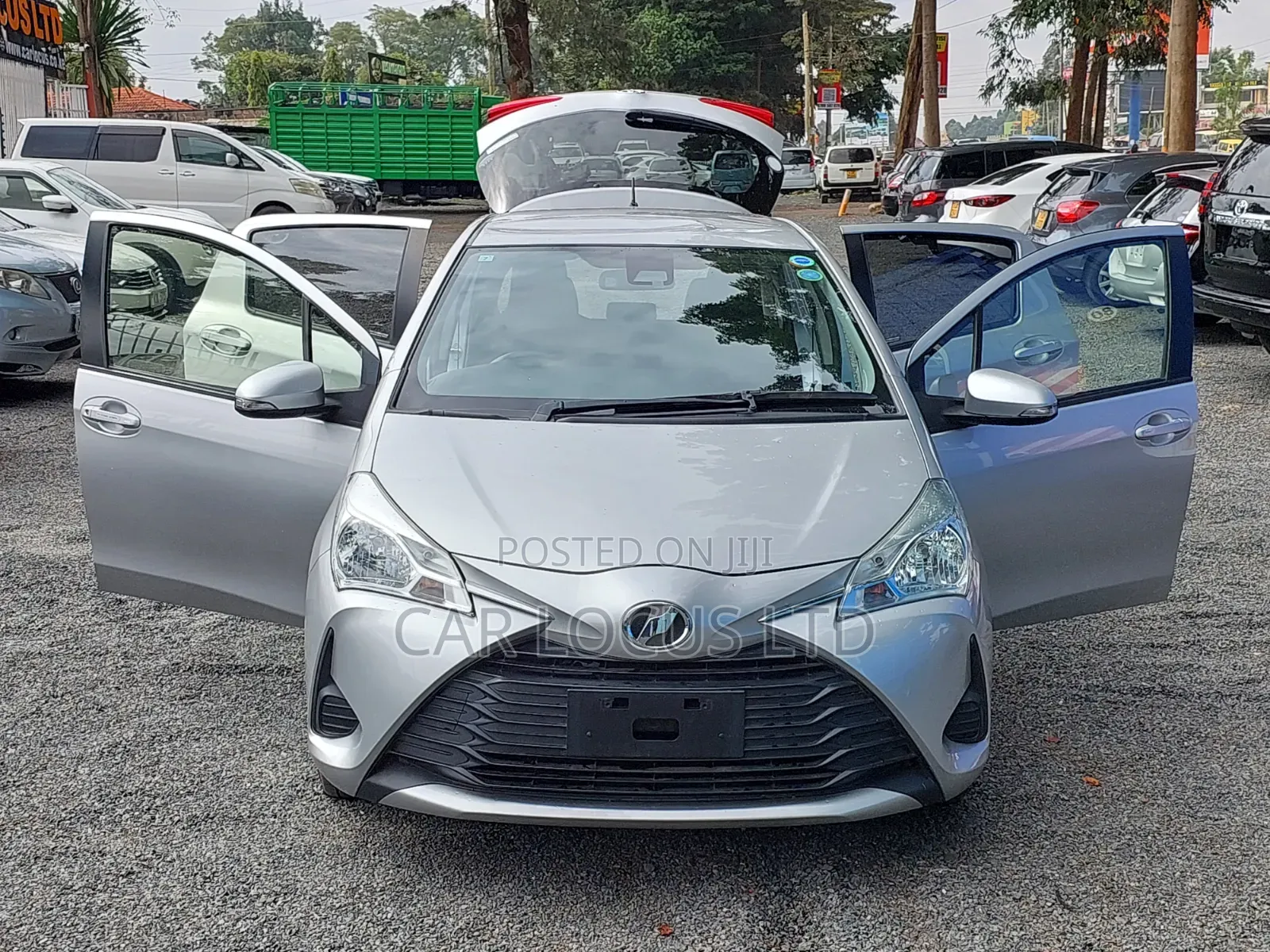 Toyota Vitz 2019 Silver