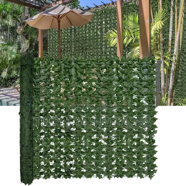 Artistic Leaf Design Balcony Fence Decor - main view