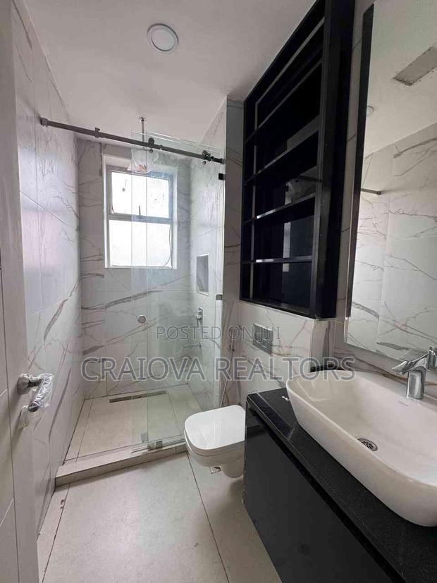 4bdrm Duplex in Spring Valley for rent - thumbnail 12