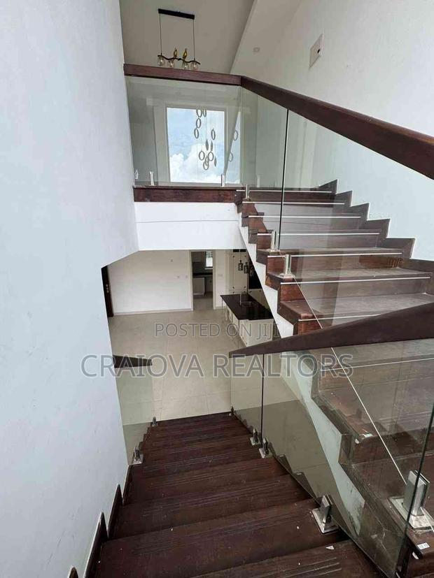 4bdrm Duplex in Spring Valley for rent - thumbnail 7