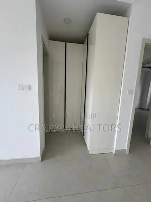 4bdrm Duplex in Spring Valley for rent