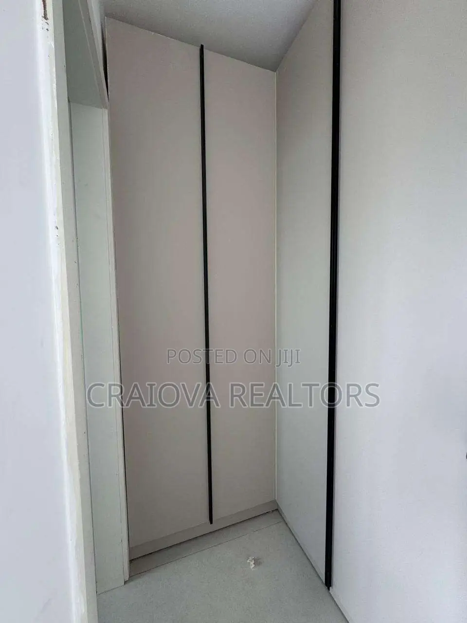 4bdrm Duplex in Spring Valley for rent