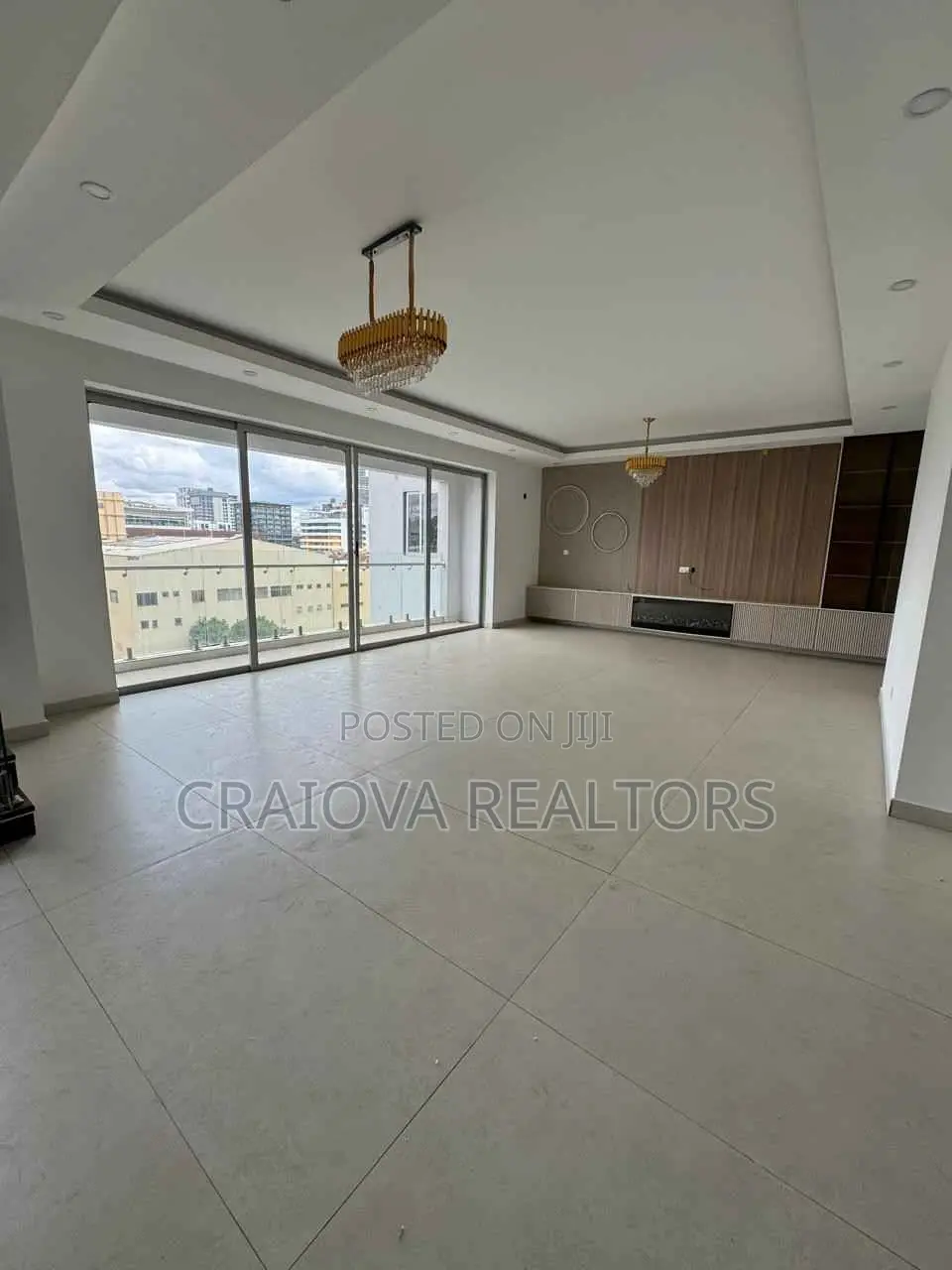 4bdrm Duplex in Spring Valley for rent