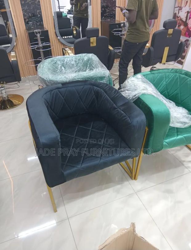 Manicure Chair - main view