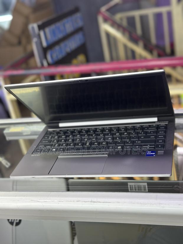 Laptop HP ZBook Firefly G8 16GB Nvidia SSD 512GB - thumbnail 7