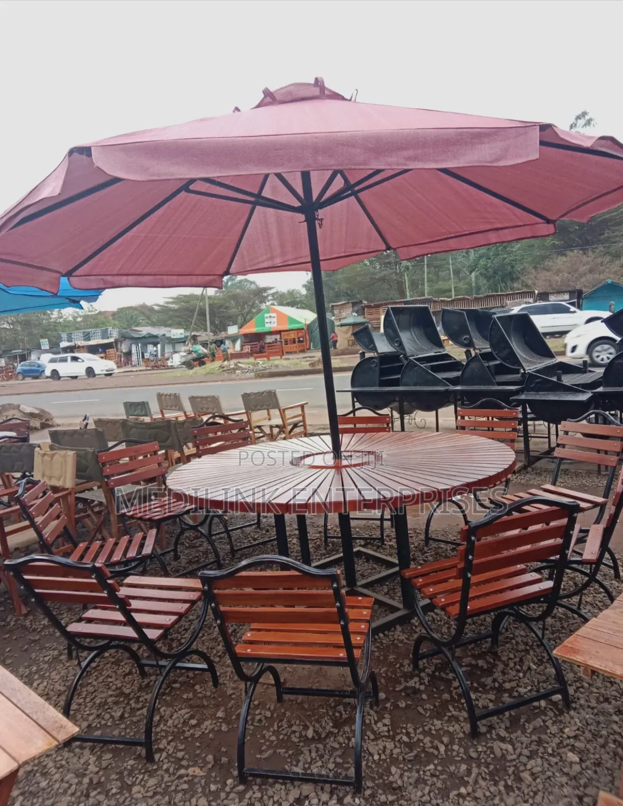 10 Seater Round Garden Outdoor Umbrella