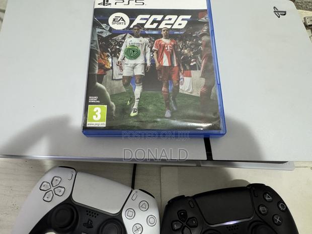 Playstation 5 Slim - thumbnail 2