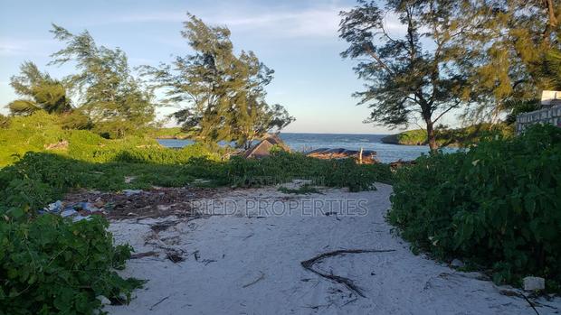 1 Acre Beachfront in Malindi, Watamu for Sale - thumbnail 5