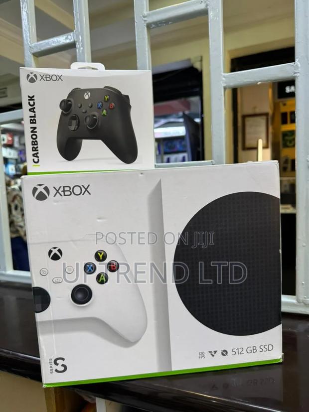 Factory New . Brand New Microsoft Xbox Series S 512gb SSD