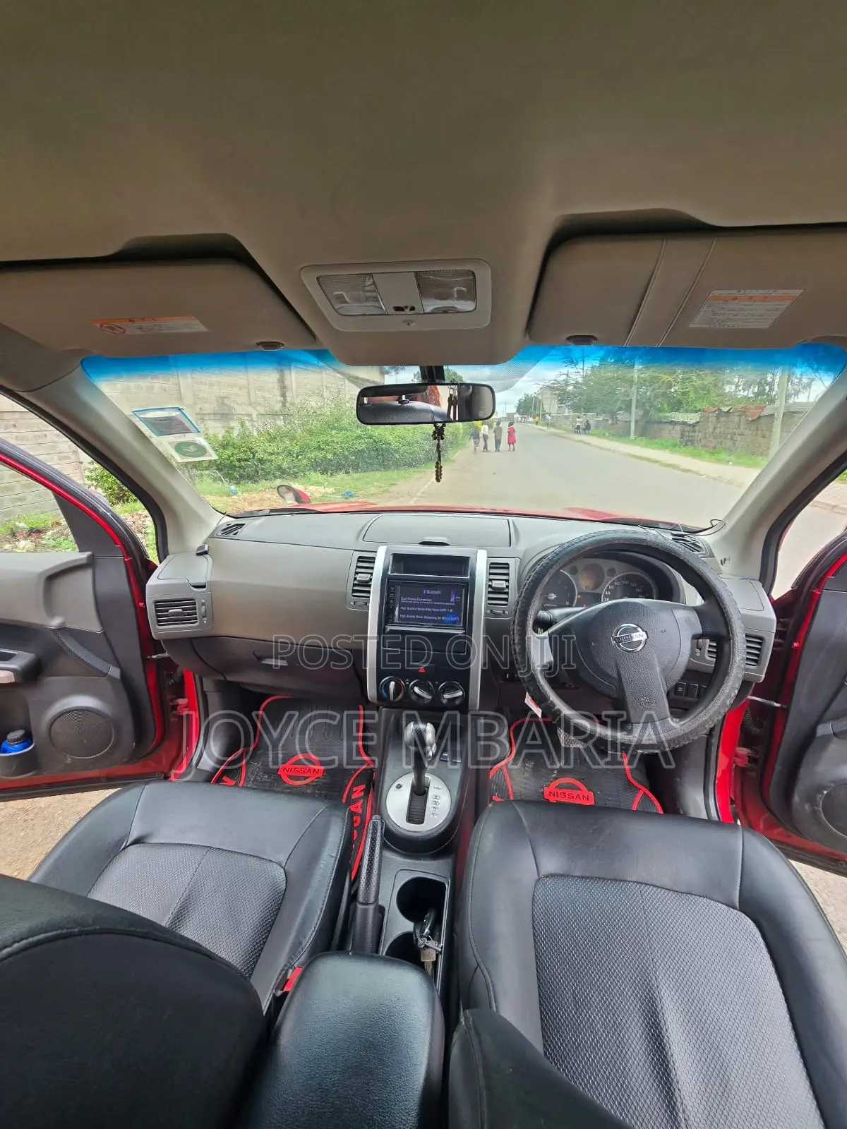 Nissan X-Trail 2010 Red