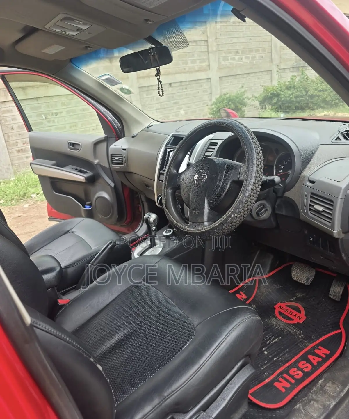 Nissan X-Trail 2010 Red