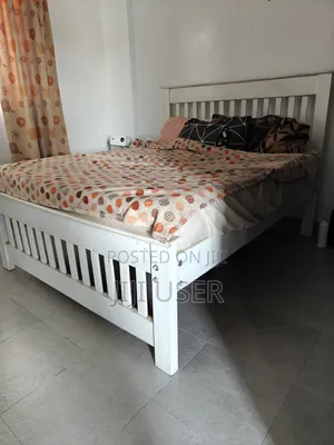 5*6 Mahogany Bed