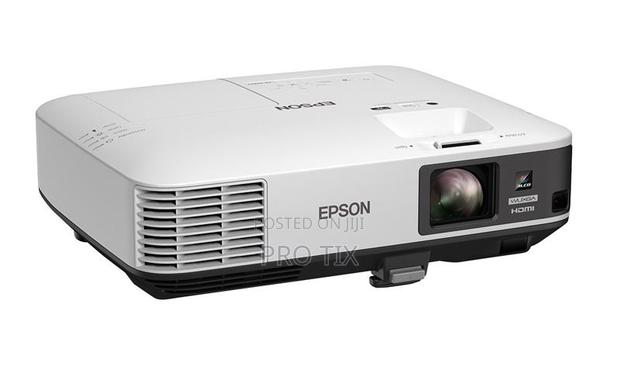 Epson Eb-2250u Projector 5000 Lumens Wuxga Hdmi Nairobi