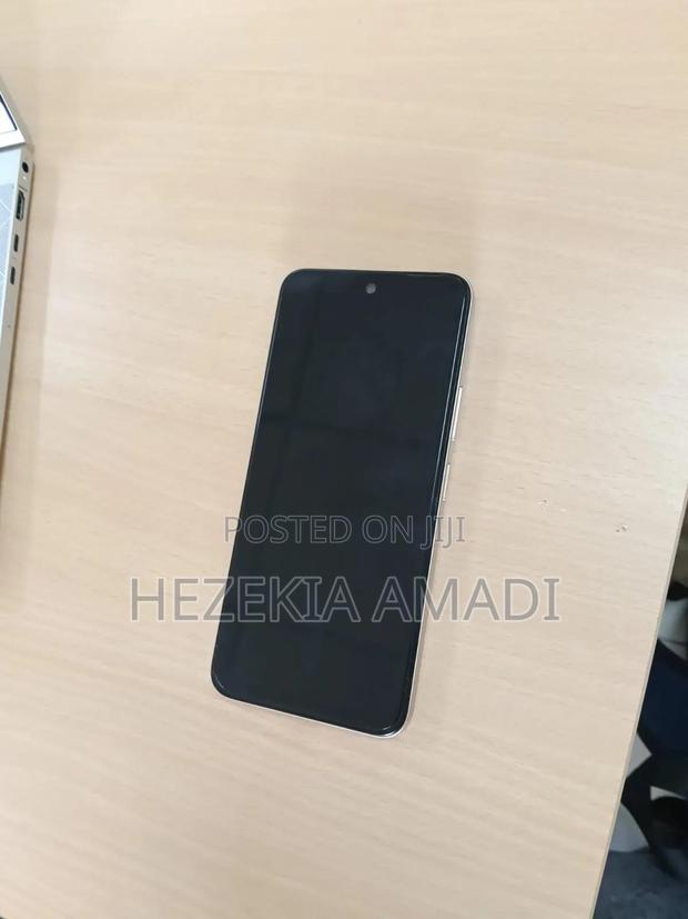 New Infinix Smart 10 HD 64 GB Gold - thumbnail 4