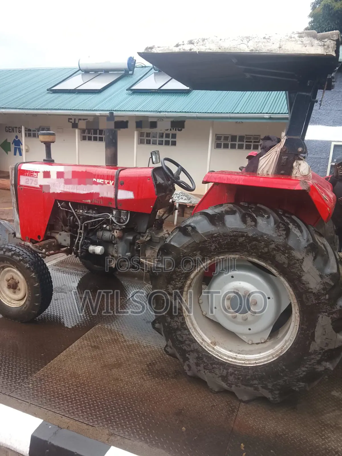 Massey Ferguson 275 Tractor